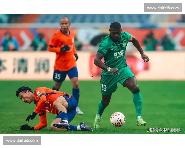 锋线进攻失灵球队整体陷入低迷亟需调整策略寻求突破